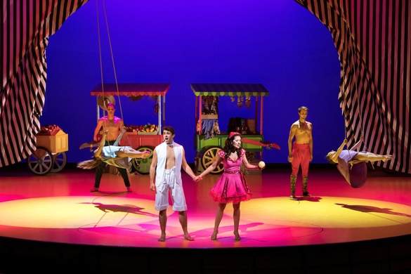 Celebrity Silhouette - Theatre 6, ©CEL.jpg